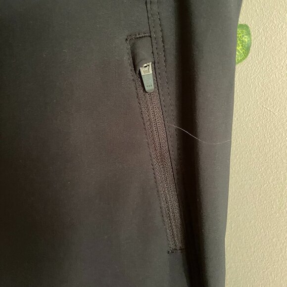 Columbia Black Hiking Pants – Belt & Pockets - Picture 3 of 6